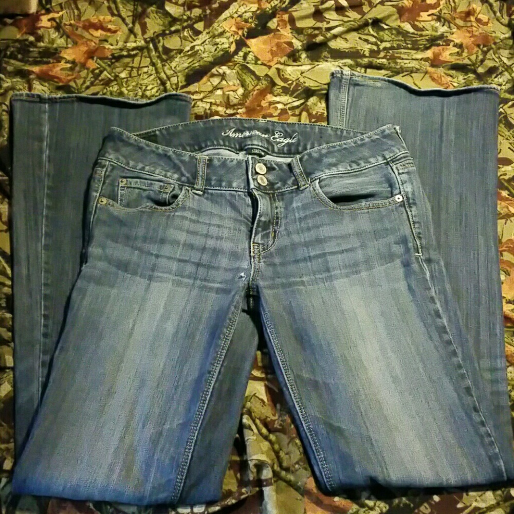American Eagle artist  10L
